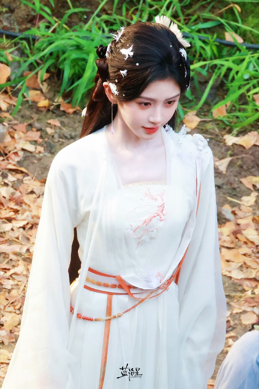 jjy鞠婧祎阿黛jjy鞠婧祎来战如果你有点小悲伤 那我愿意陪你晒太阳( ˝ᗢ̈˝