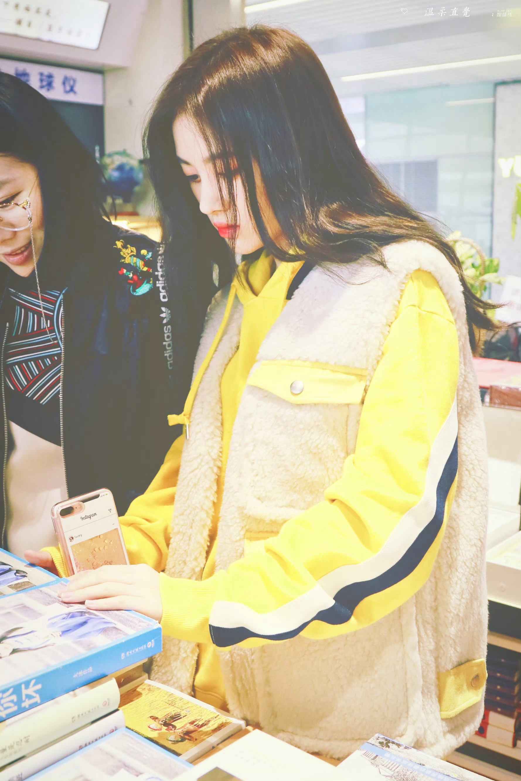 jjy鞠婧祎jjy鞠婧祎苏绿夏“🎆总有一朵烟花为你绽放 .”𝒯𝒽𝑒𝓇?
