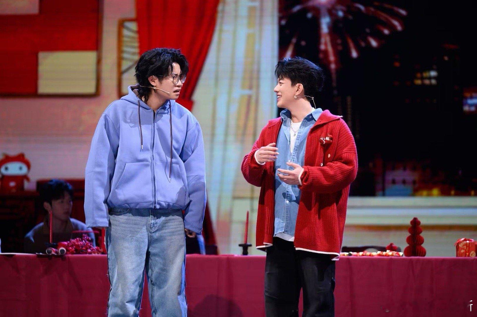 漫才兄弟 好笑 漫才兄弟今晚的节目我笑到肚子疼！徐浩伦谭湘文的节奏太好了，刘旸在