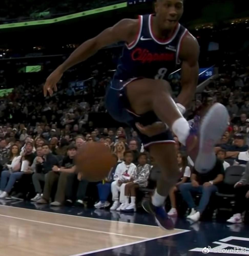 邓恩：“我对自己目前的处境感觉很好，这也要感谢教练组、管理层和我的队友们。当你在