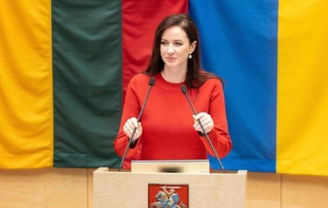 打疼了才知道哭，立陶宛被中国冷落三年，终于绷不住低头求饶了。最终换来的是被中国冷