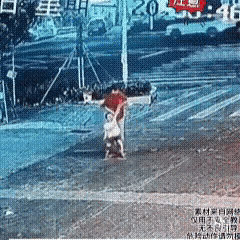 这样的妈妈真的是很奇葩。