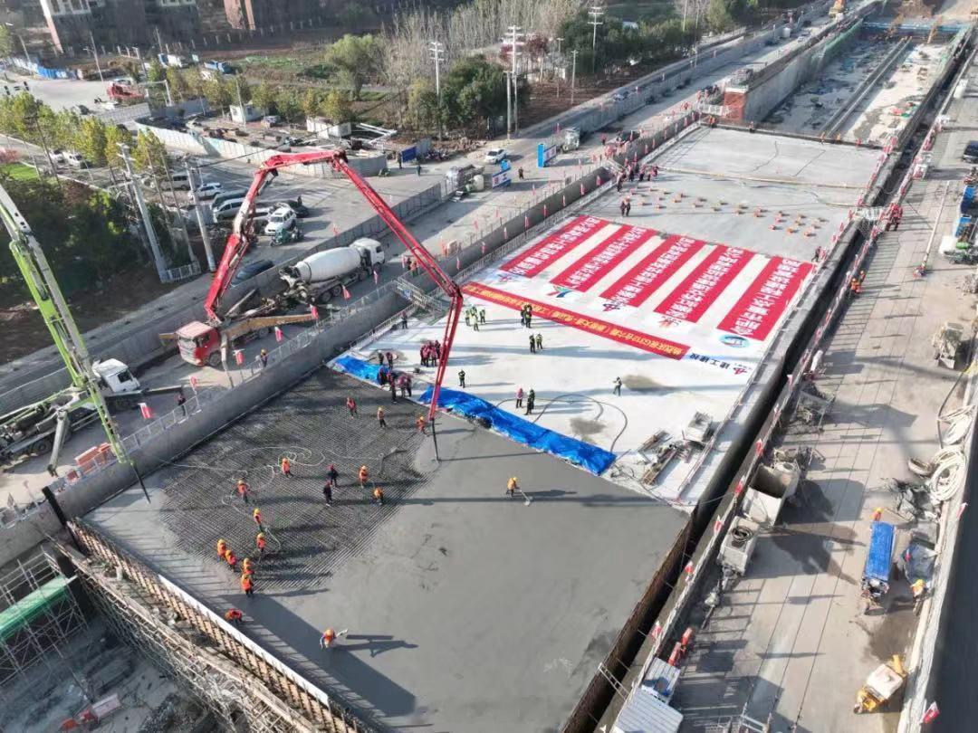 【合肥这条西向“大动脉”主线全线贯通】11月16日晚，合肥市重点工程建设管理局发