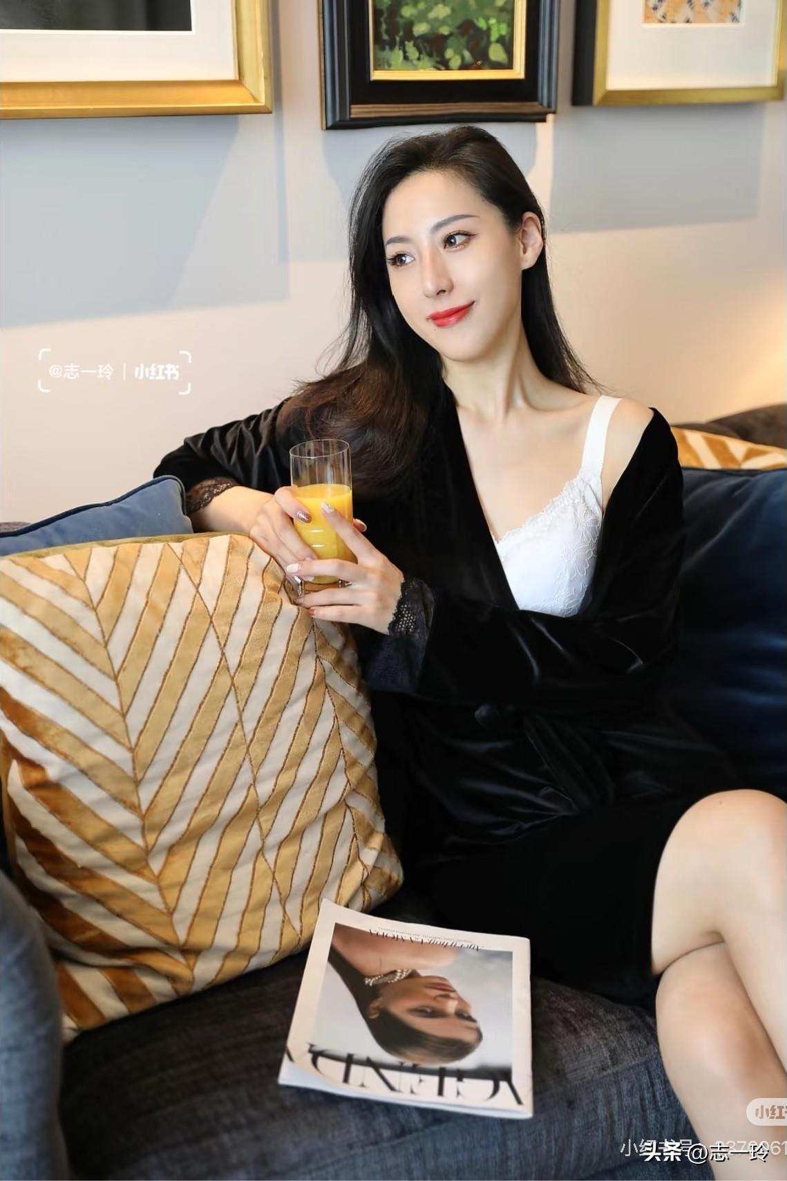 所谓“质感”
是一个人对生活和生命质量追求的总和
生活的质感，如静水深流，往往都