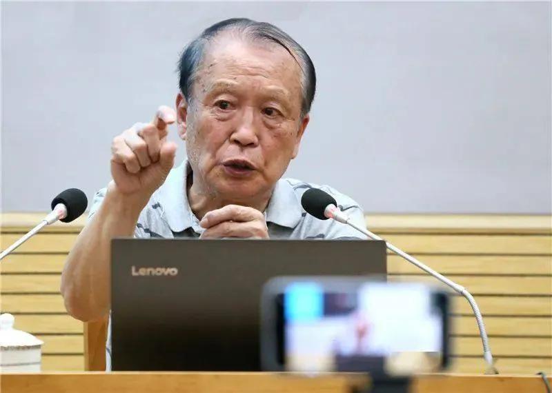 中国的歼10C打下了法国的阵风，中国武器在印巴冲突中大显身手，中国人民扬眉吐气，