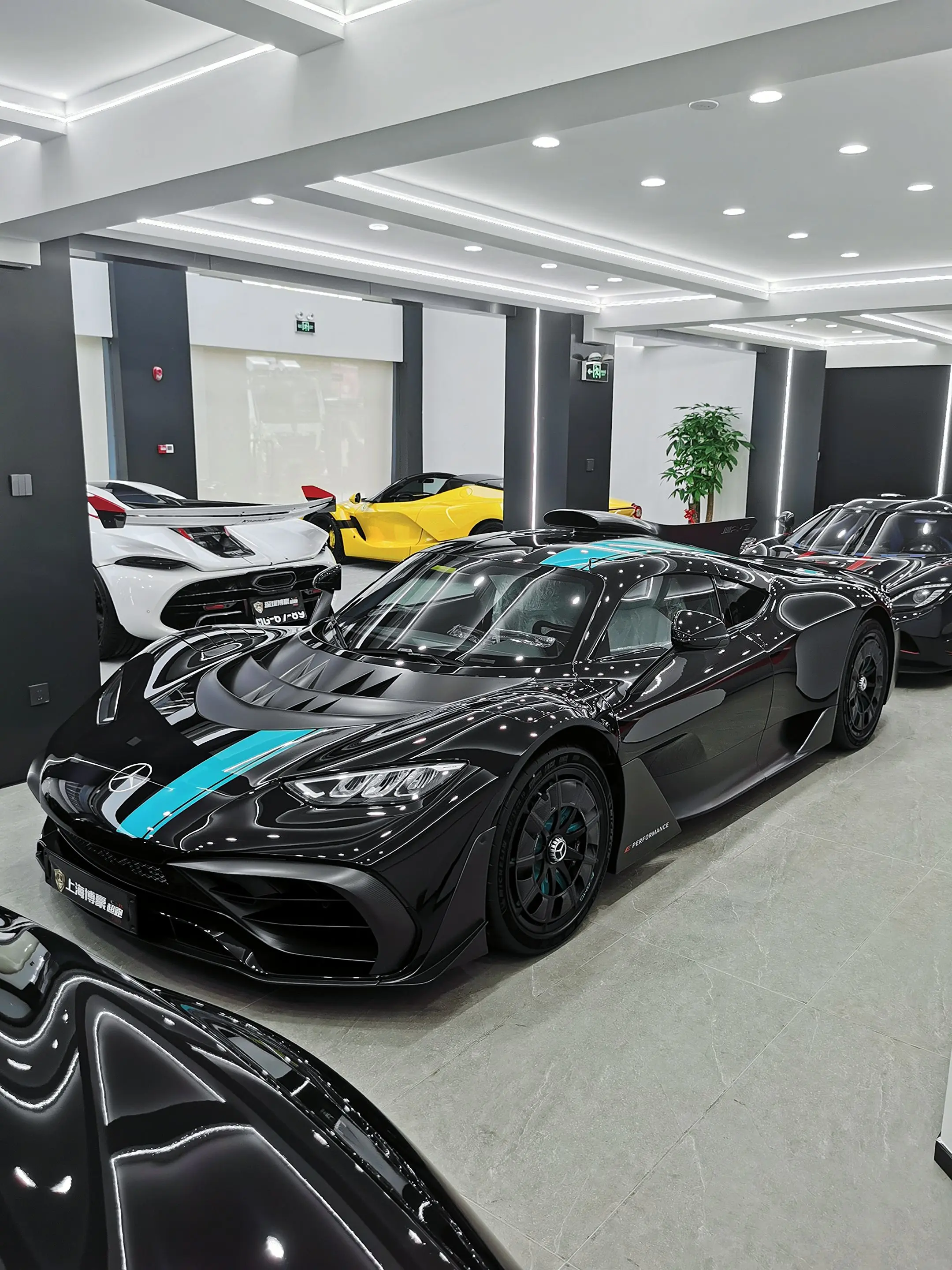 广西首台奔驰AMG One
