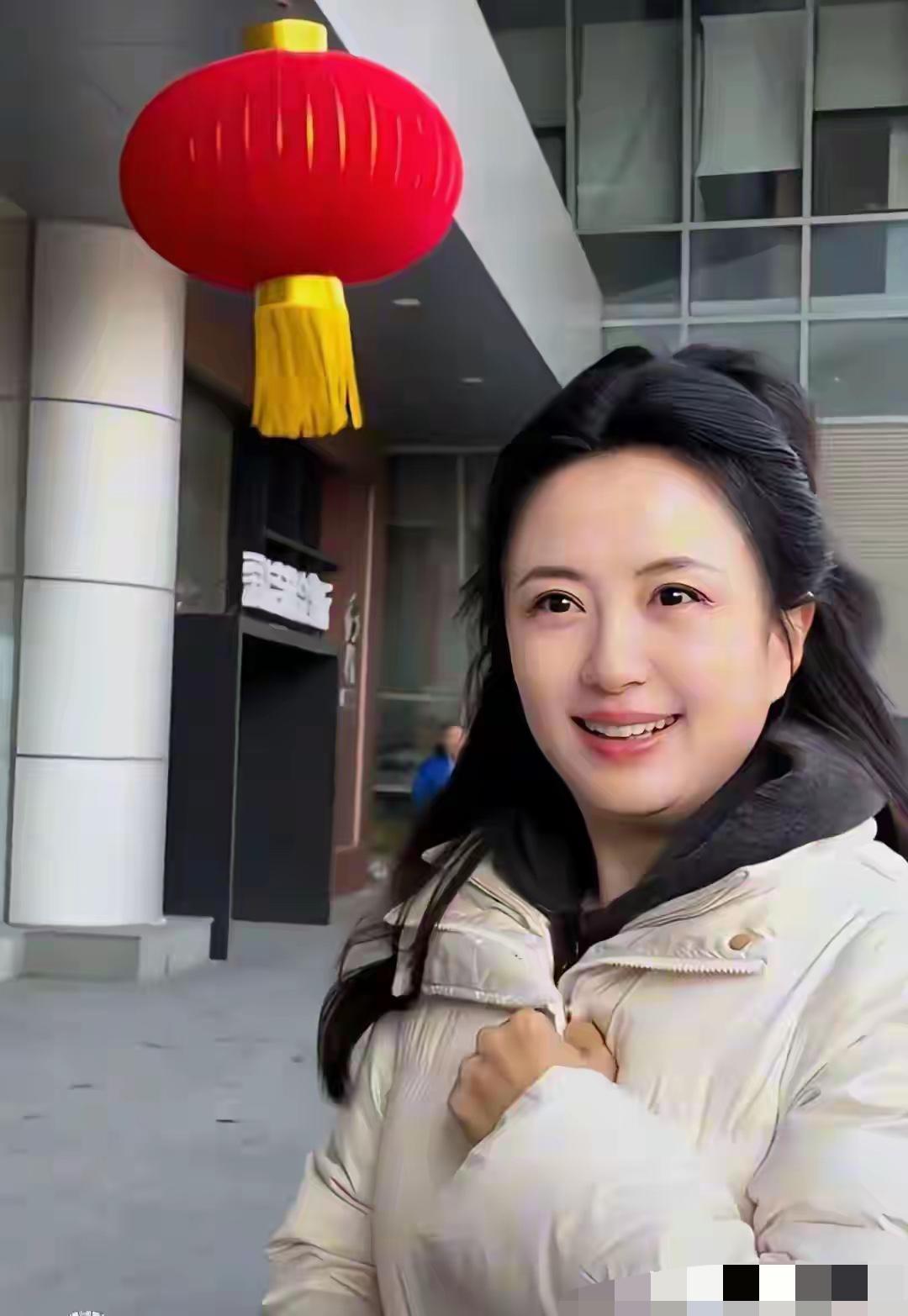曾经的女神 今年也51岁了，还是这么有气质