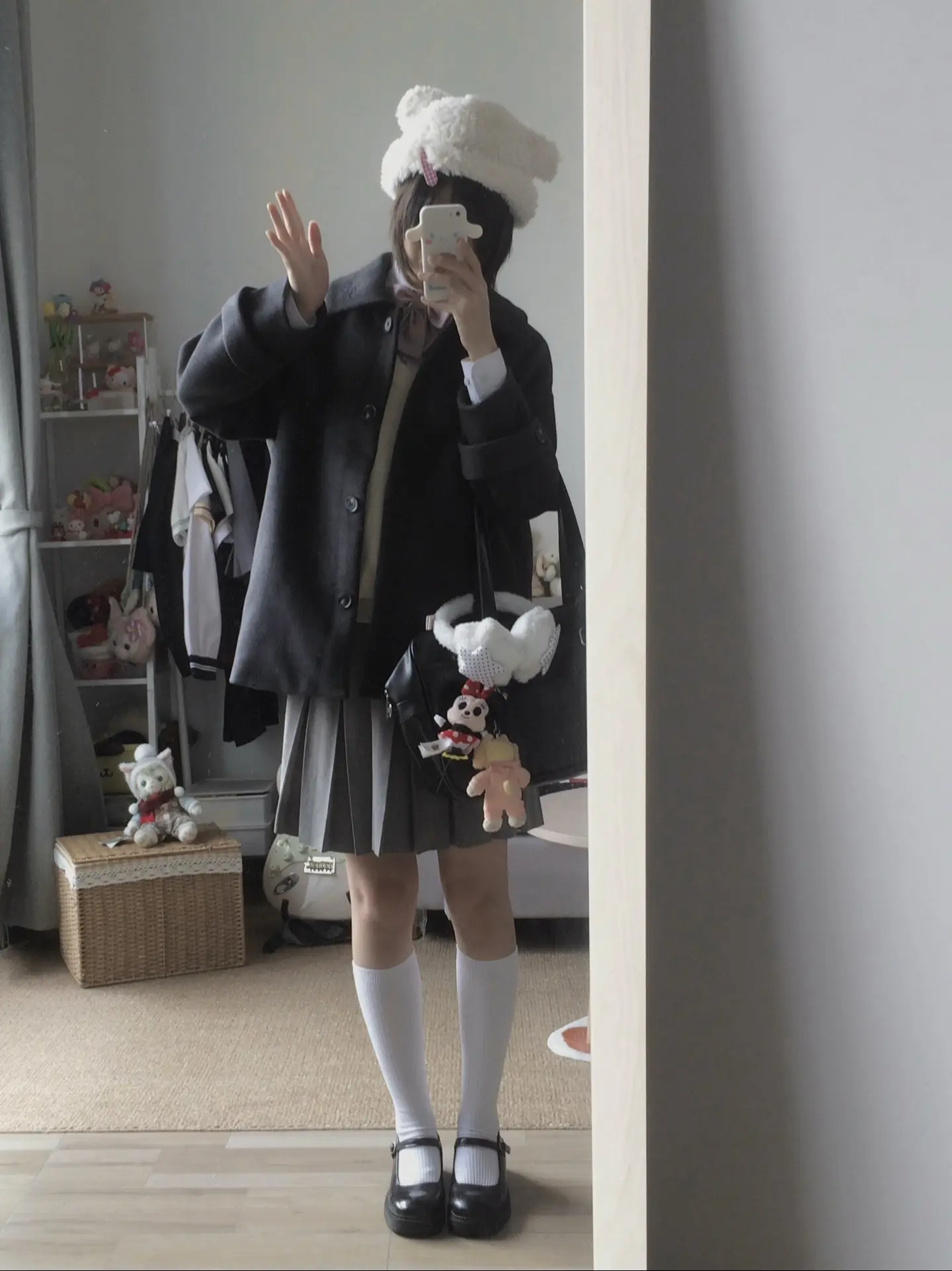 短外套搭配๑⃙⃘◡̈๑⃙⃘。