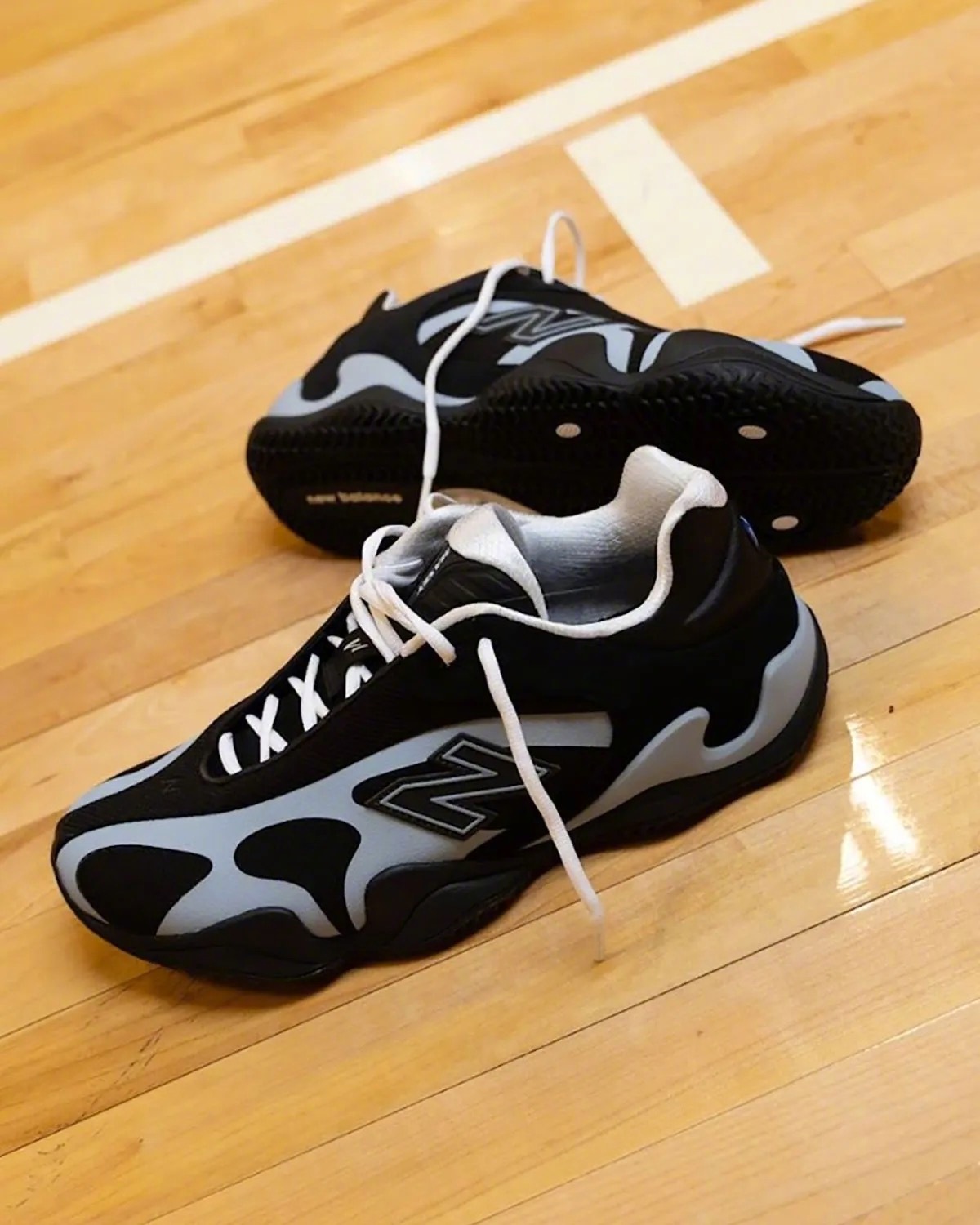 NBA鞋视角 New Balance Maxey V1泰瑞斯·马克西的首款个人签