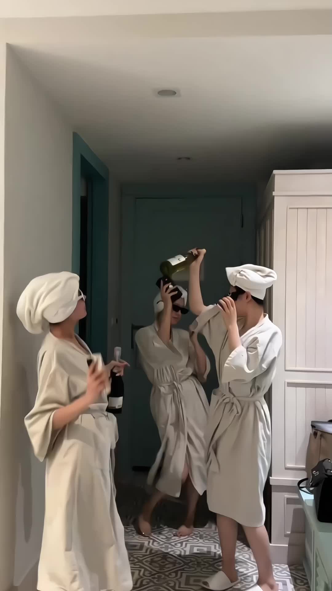 不敢绝交 你手握我太多黑料