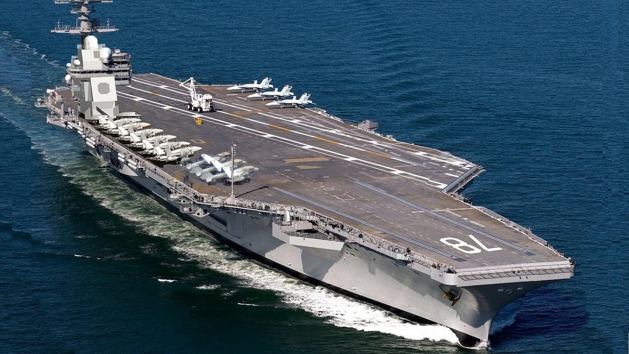 福特号一把大火，把洗衣房给烧了，附带两名水兵受伤。如果是意外就算了，但福特号作为