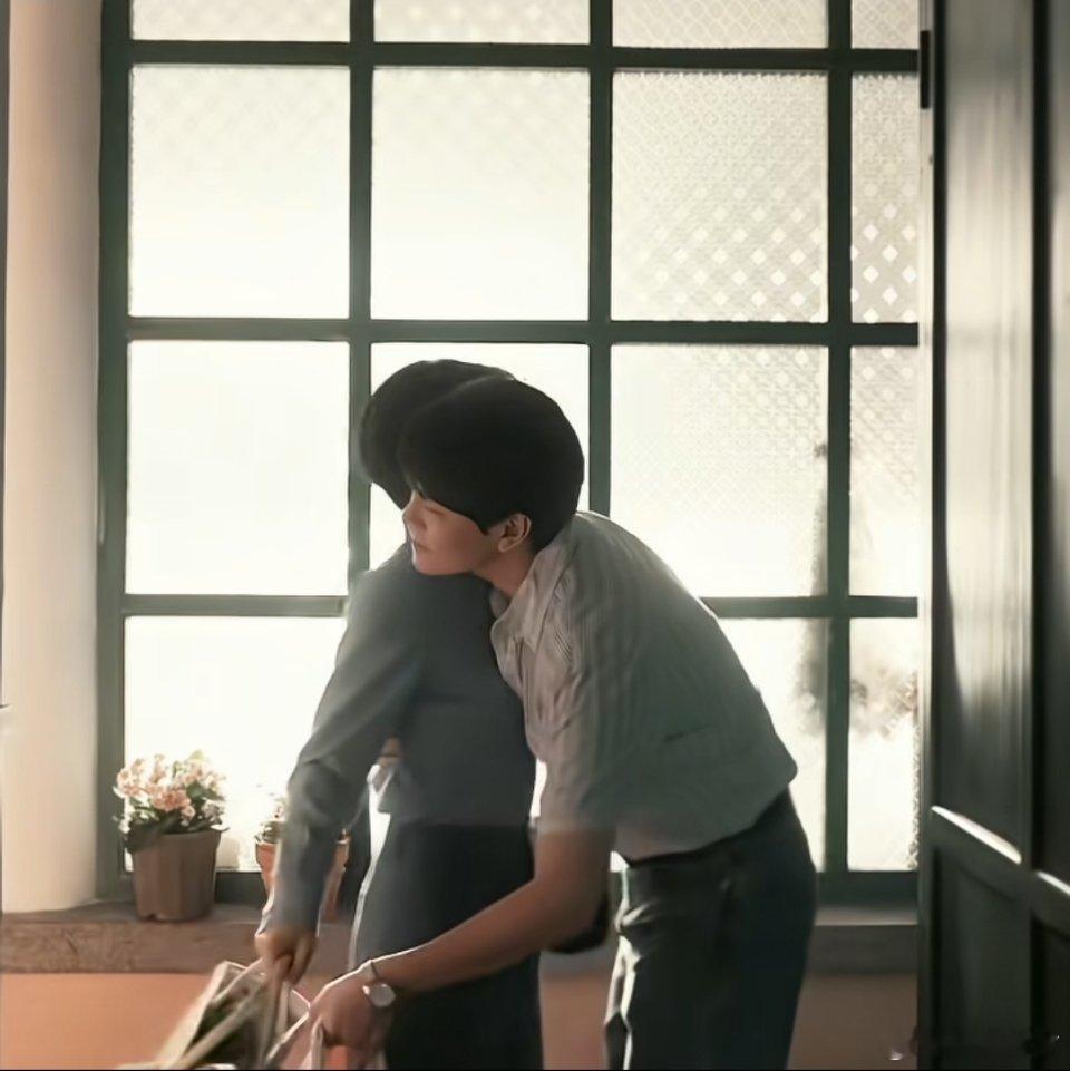 赵丽颖秦俊杰演情侣赵丽颖秦俊杰感情线 热血创业剧里的纯爱副线太加分！赵丽颖的坚韧