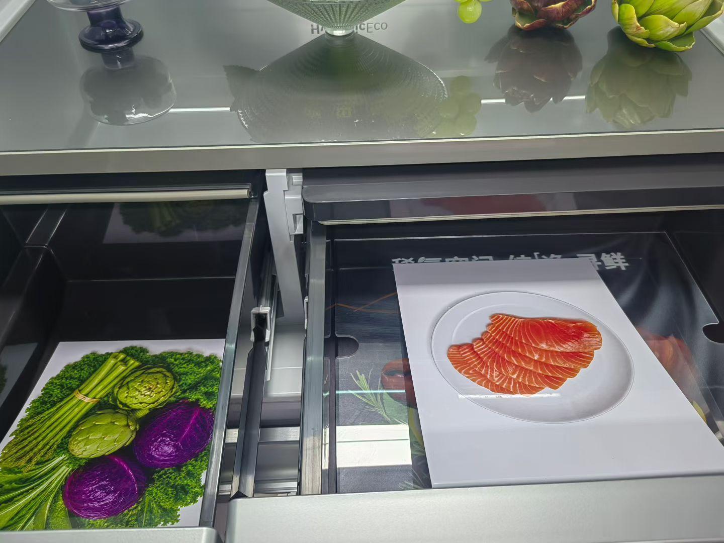 公司也是下了点本的，防真物料还配了玻璃碗