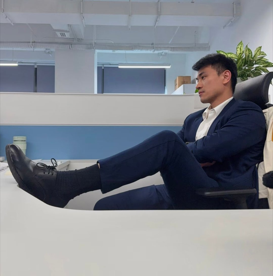 👞亲亲帅哥