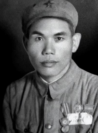 1955年，四野资深旅长王化一，得知授少校军衔，转身对组织干事，苦笑道：“太丢脸