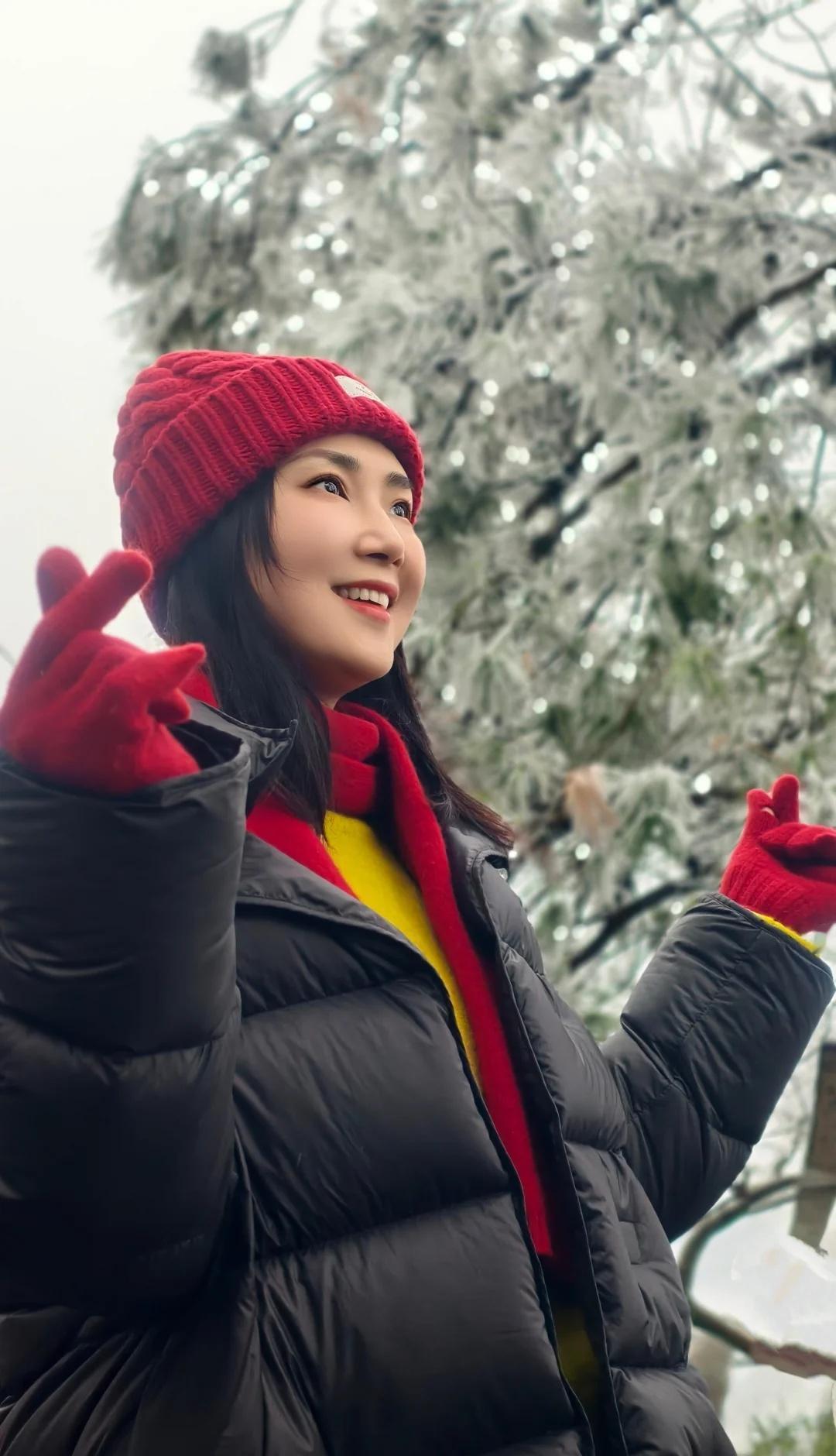 不用门票看雾凇
柳州古亭山雾凇攻略｜市区1.5h直达的冰雪仙境❄️
在柳州市区就