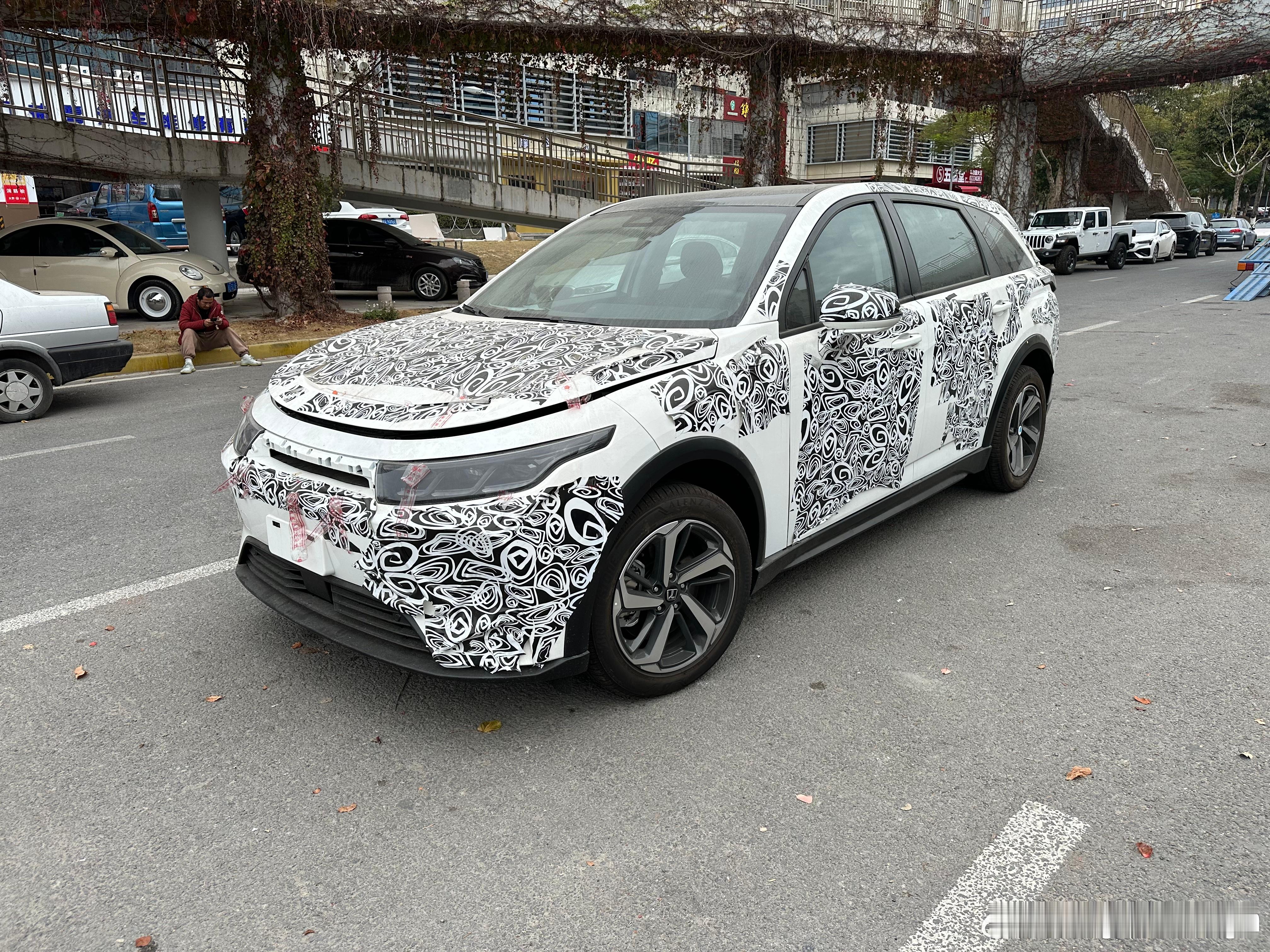 纳智捷电动车[doge]这次是百公里多少个三峡大坝啊？[允悲]国家电网战略合作伙