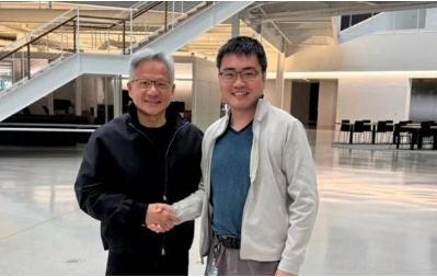 中国2名顶级科学家，将为美国效力，都是清华大学毕业，网友炸锅。
 
两位清华毕业