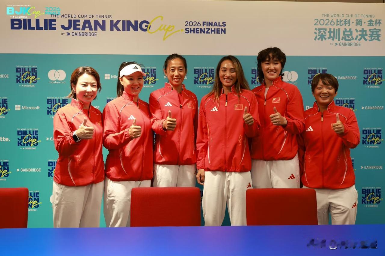 🎾比利简金杯，中国🇨🇳遭意大利🇮🇹逆转
率先登场的🇨🇳张帅以6-0