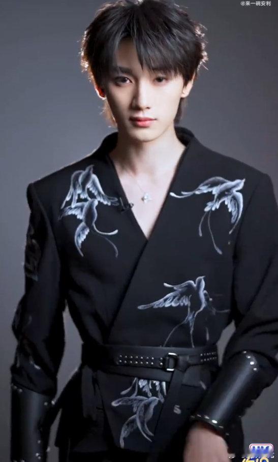 好六PD你配享太庙敖子逸跳《Trouble Maker》，认真的几秒比搞笑的部分