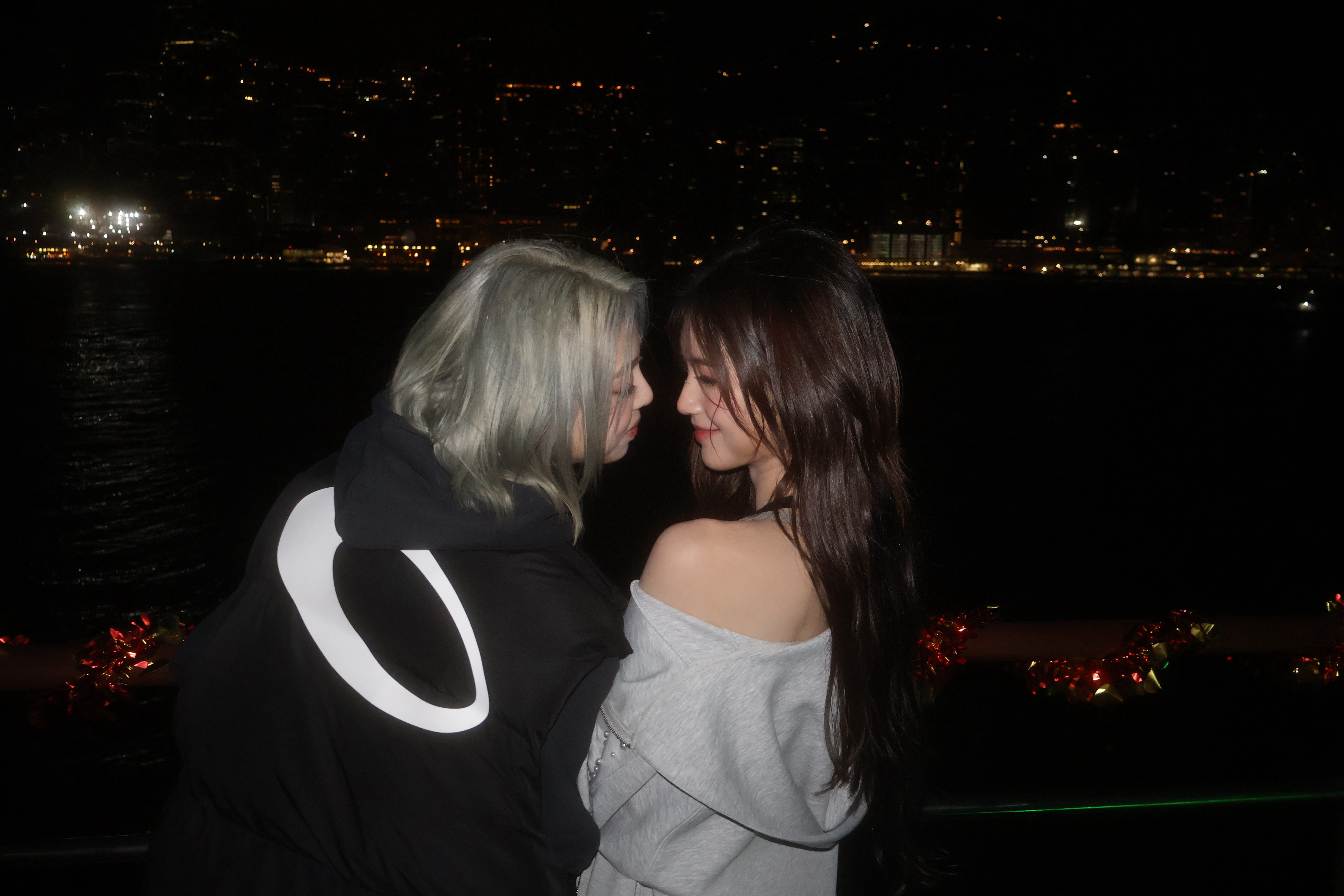 【胡静怡&刘婷秀】秀怡又开始了吗？6199💕💕 