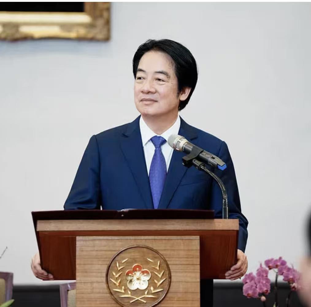 赖清德真的是不见棺材不落泪，他不仅在台湾大肆宣扬“台独”，推动“务实的”分裂措施