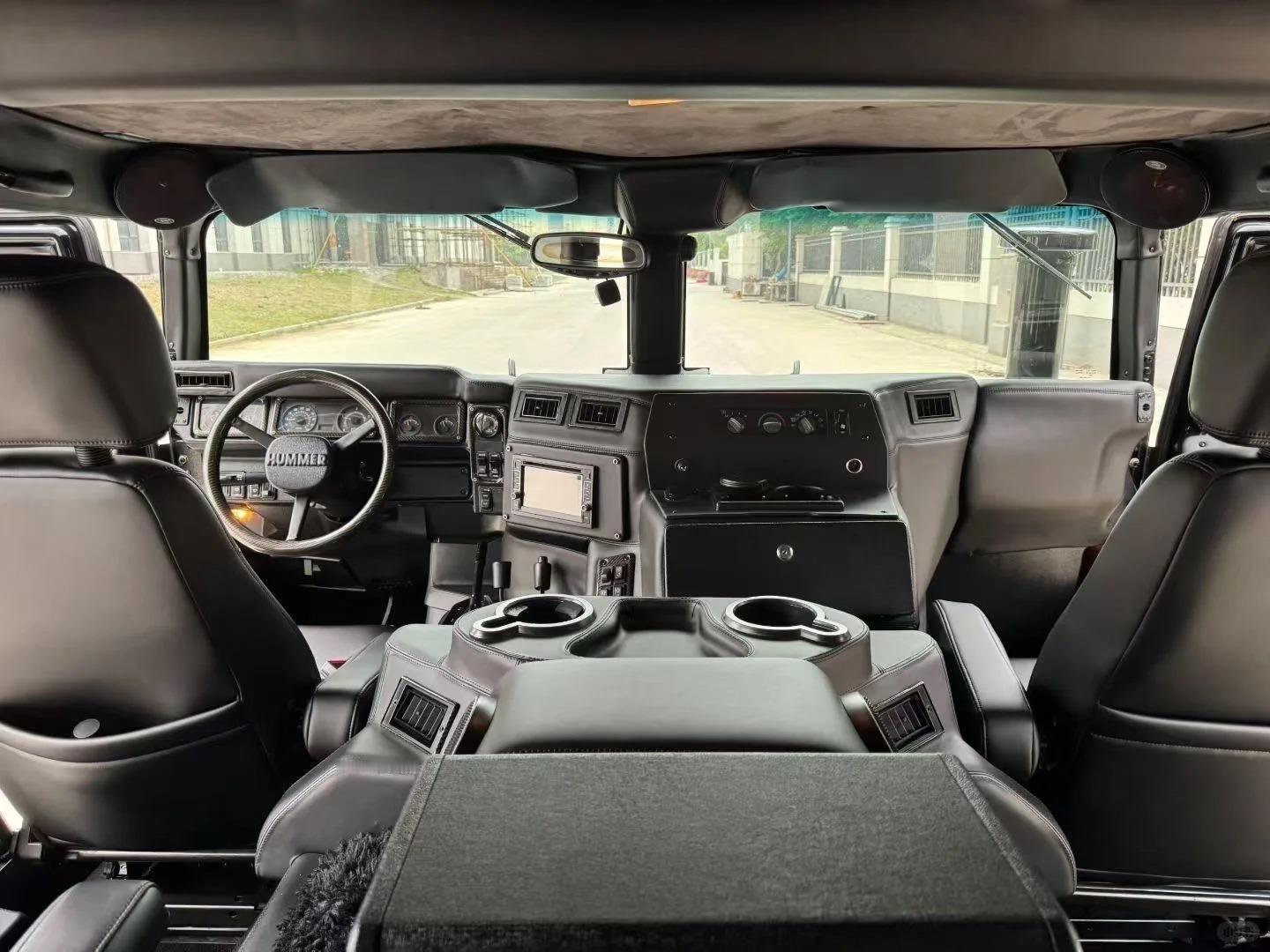 好车分享 HUMMER H1，内饰改的很糟糕，画蛇添足，幸亏改动不多，还是很容易