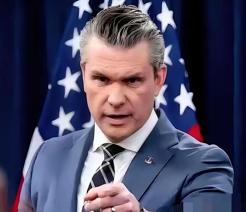 美军基地，刚出了个让所有士兵脊背发凉的命令。
国防部长直接宣布：从现在起，所有士