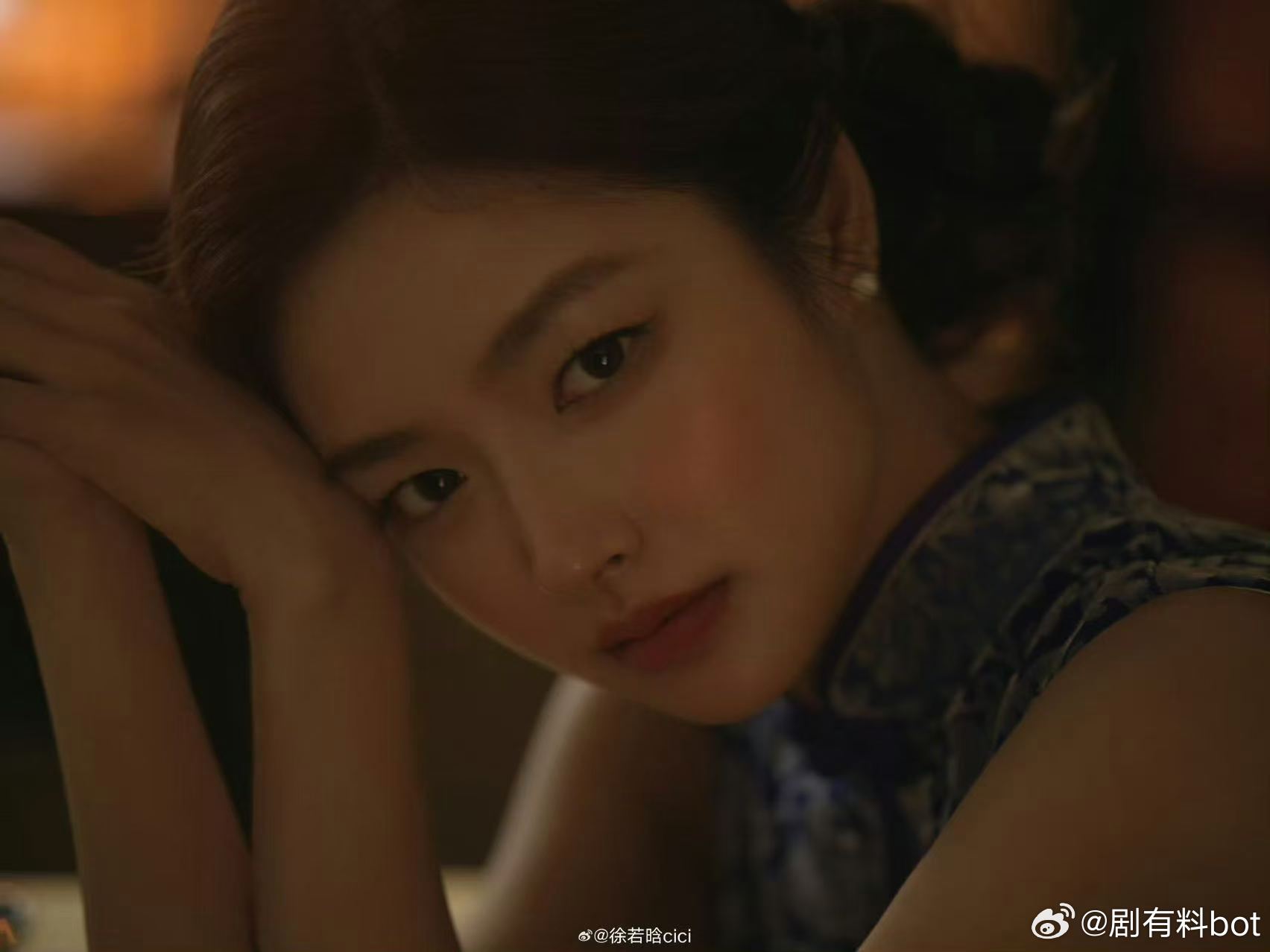 玉簟秋我比男主先爱上女主 玉簟秋叶平君一出场就抓住眼球，身处风雨年代，依旧守住本