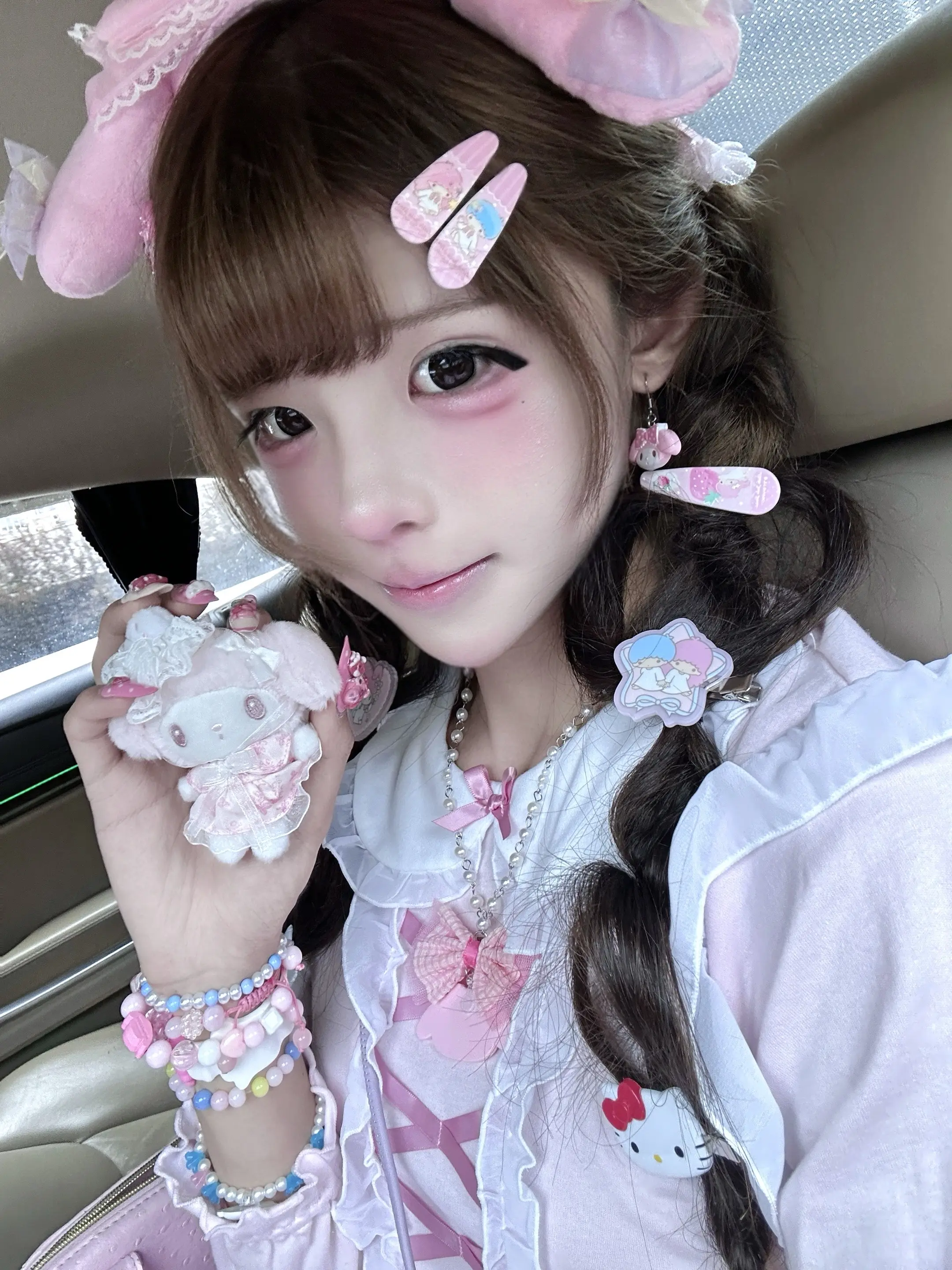 三丽鸥嗨翻节打卡啦 很美的顶光☺️😢