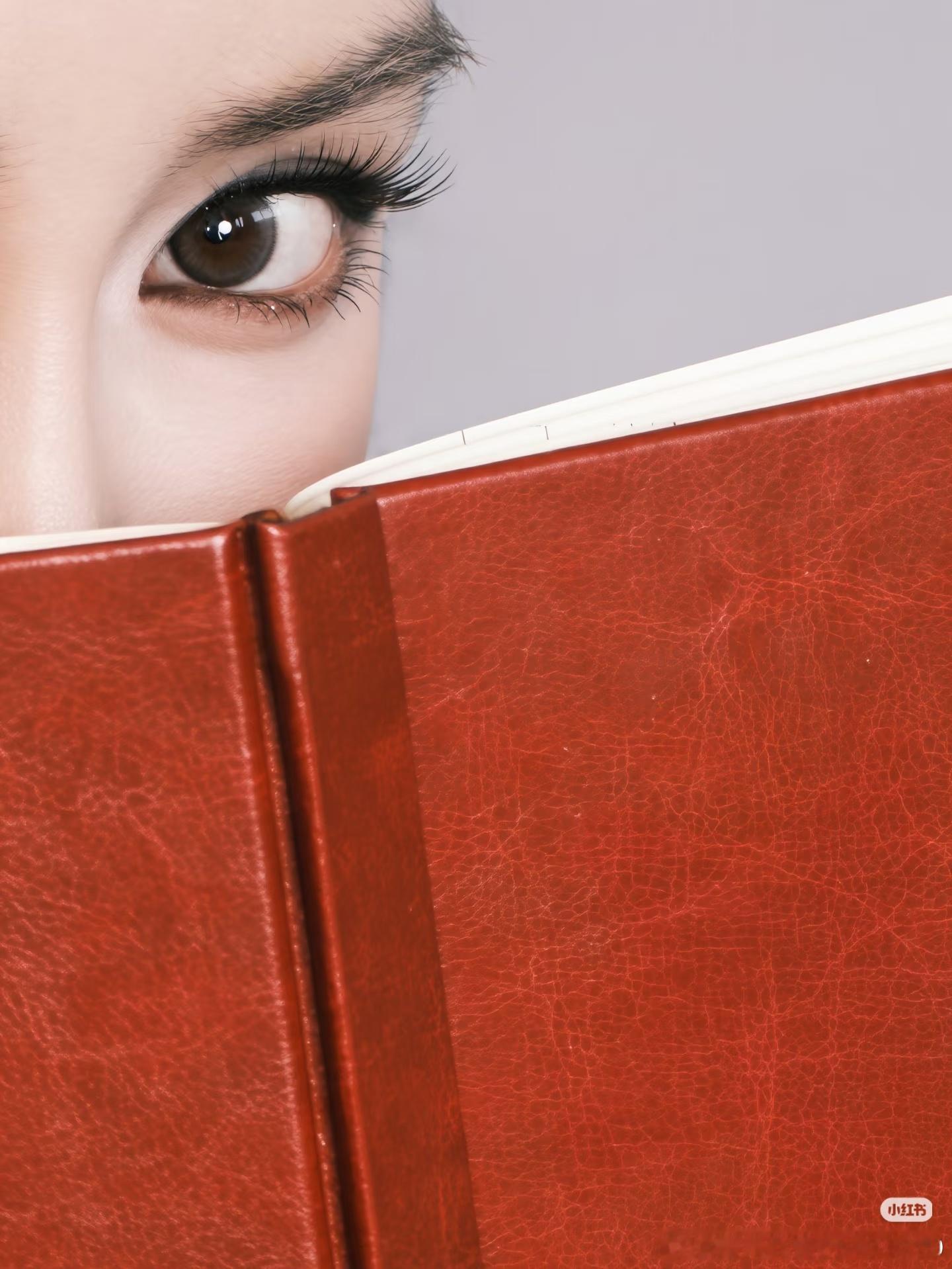 angelababyangelababy看秀仪态angelababy 洋娃娃 以