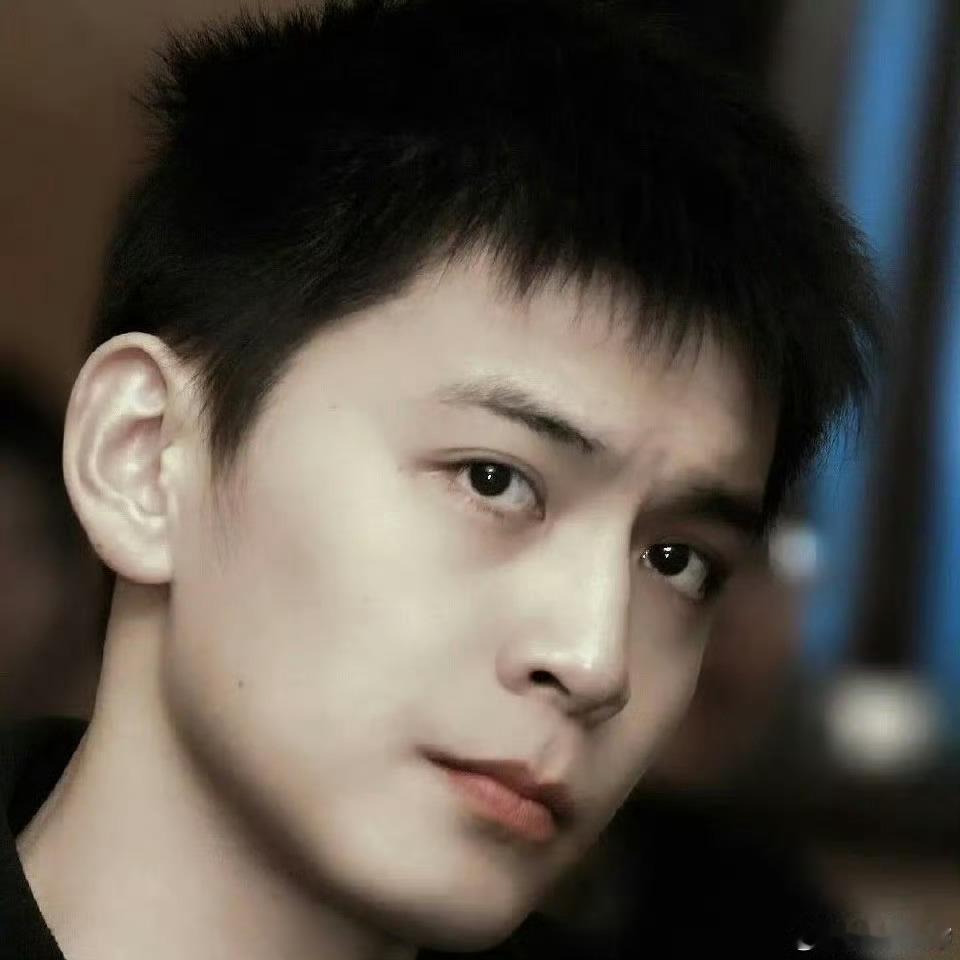 杨鸣  尽快找到好的外援吧，助力辽篮再上一层楼！