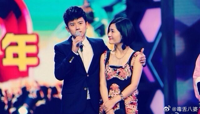 张杰当年参加快男是谢娜帮他规划的说谢娜帮张杰规划我信啊，毕竟那时候她在湖南台有人