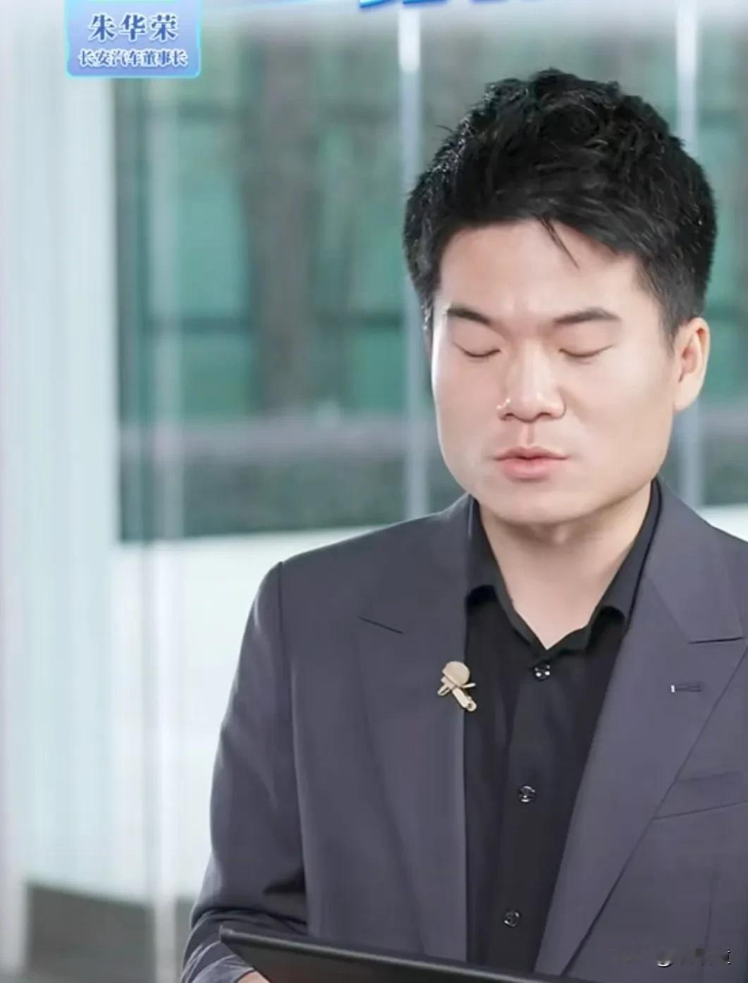 终于有企业家，是真心的欣赏董宇辉了…
董宇辉火了之后，与他交集的人很多，主要卖书
