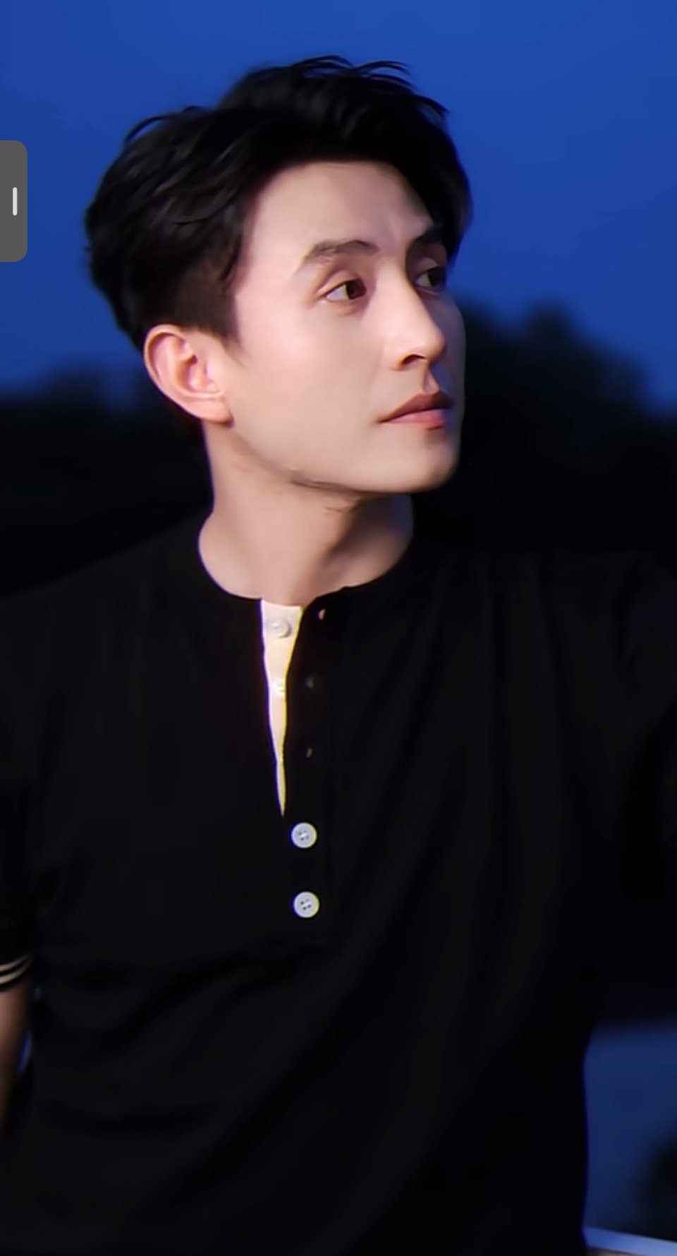 刘萧旭首张ep 刘萧旭移巢 我在黄昏写上一封信，我踏着落日的余晖，伴着温柔的晚风