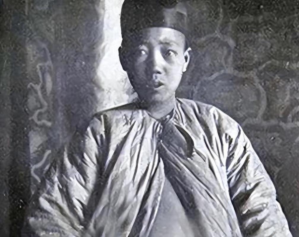 根本不算男人！清朝太监回忆：妃子洗澡不用手和避讳太监，侮辱人。要说古代什么职业最