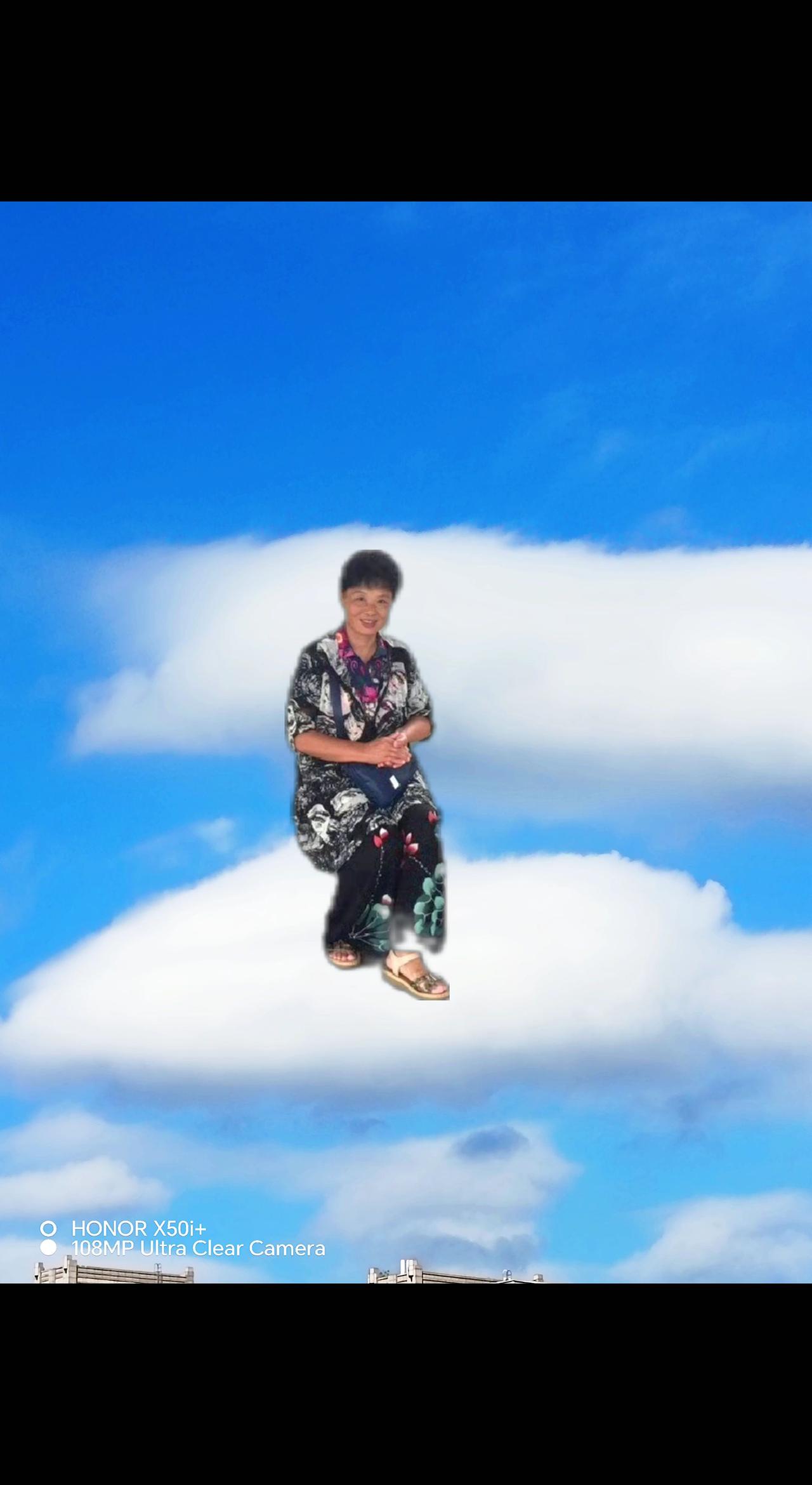 小石湖蓝天白云