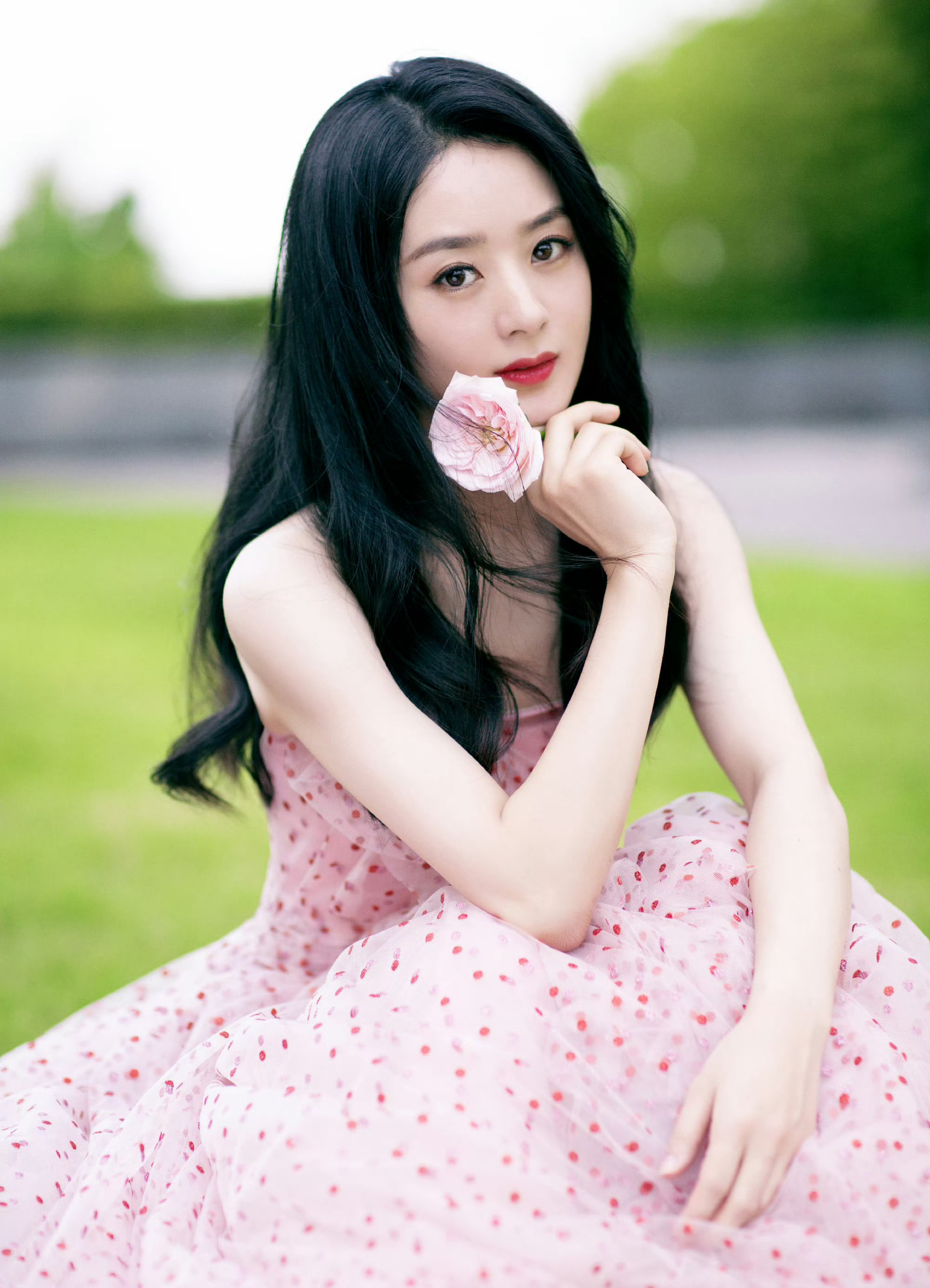 早上好各位家人们，早上好丽颖！星光大赏倒计时1天了啦！期待 赵丽颖[超话]  