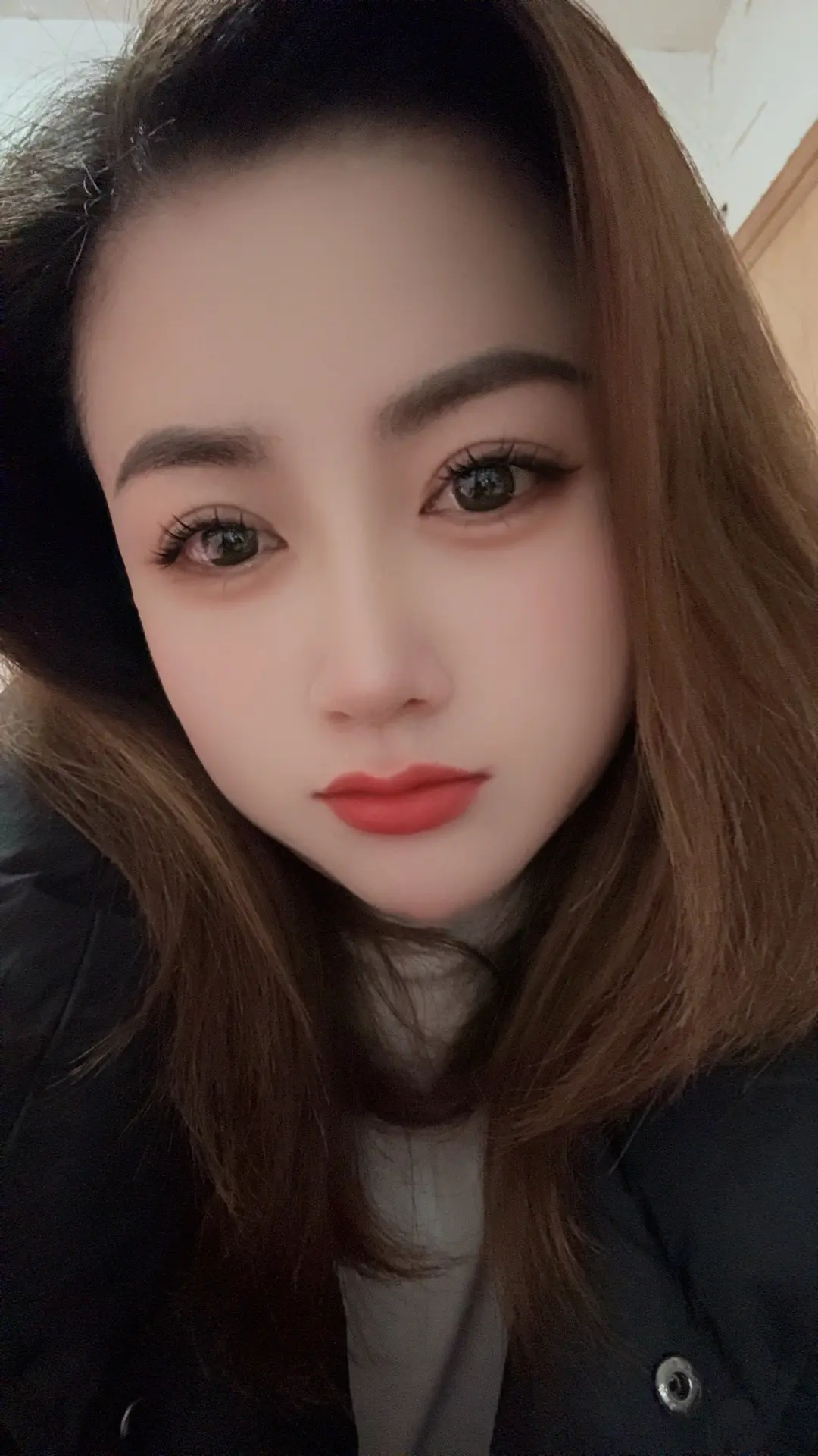 都说嘴唇厚的人脾气好，都是瞎说的吧！反正我的脾气不好，死犟死犟的那种！୧😂୨