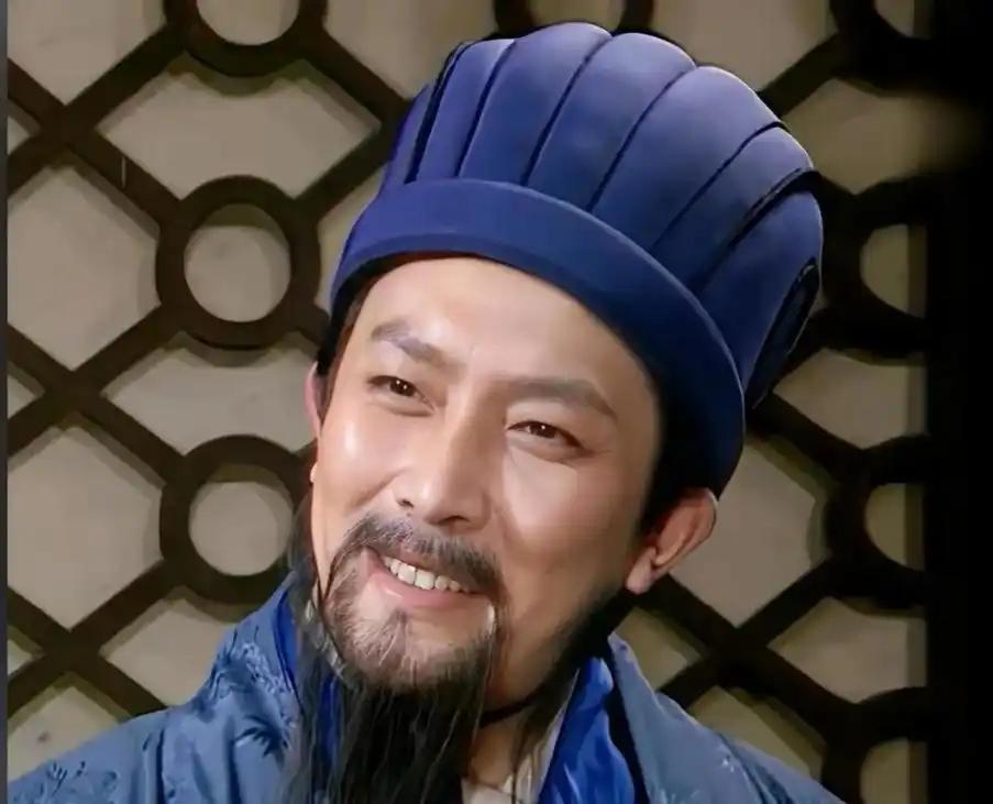 司马懿熬死了曹家三代人，等到70岁才敢造反，他到底在怕什么？

司马懿不是天生就