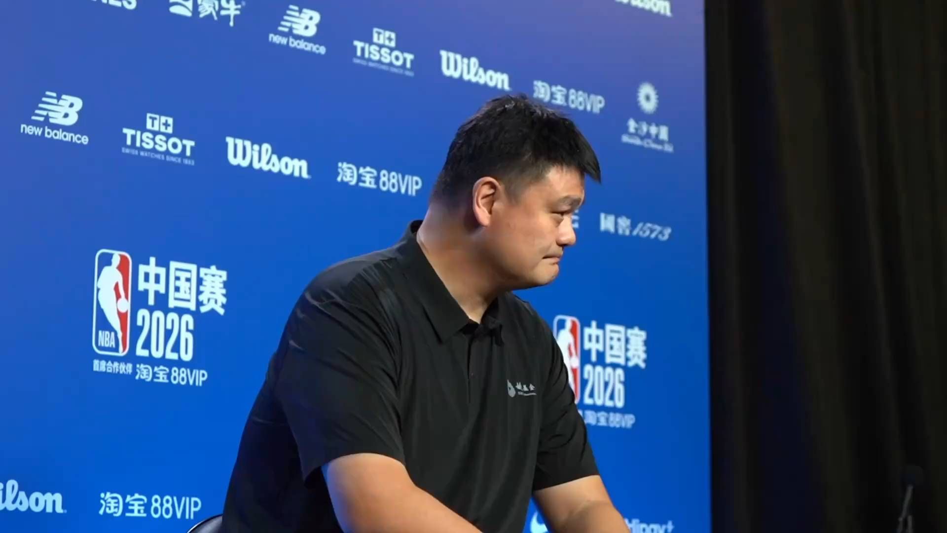 绝对清醒！姚明谈及杨瀚森：100年前飞行员开不了现代飞机，
