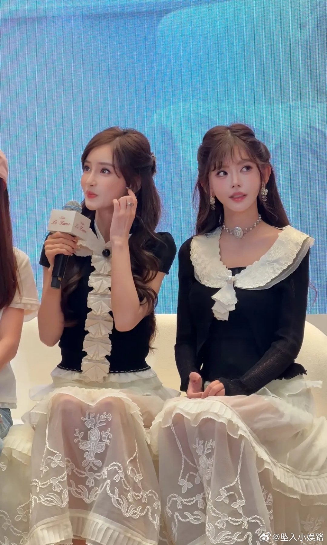 迪丽热巴vs韩安冉谁更好看 