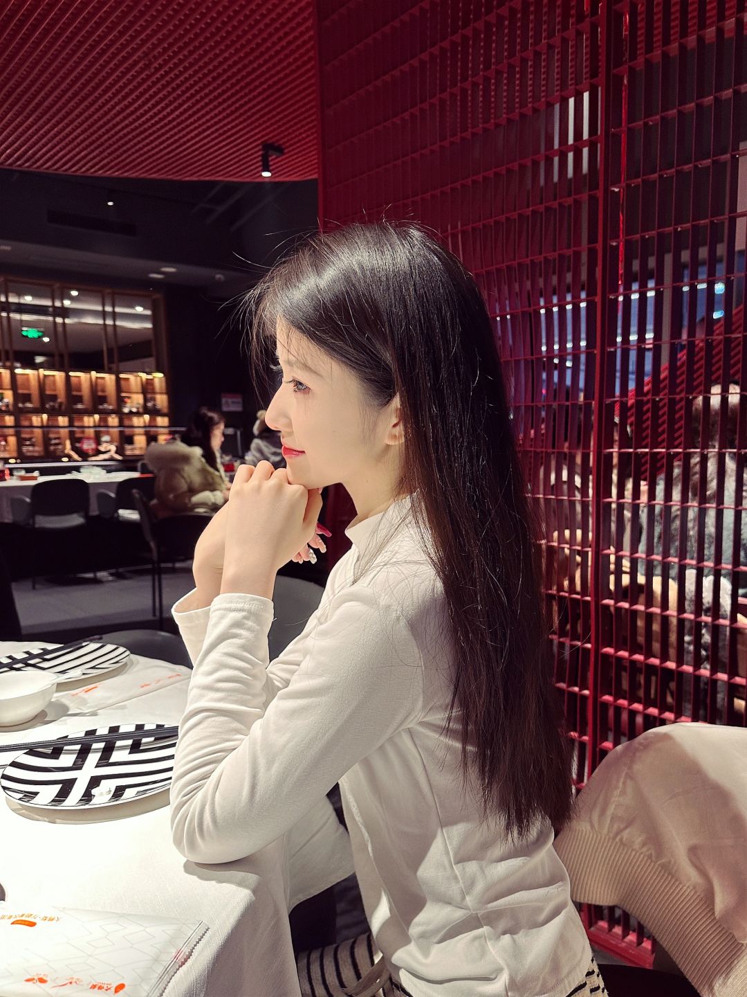 人总会迷恋转瞬即逝的事物
