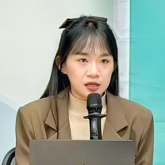 一听到国民党主席郑丽文受邀访问大陆的消息，岛内也有一些“吃瓜”的不甘寂寞，忙跳出