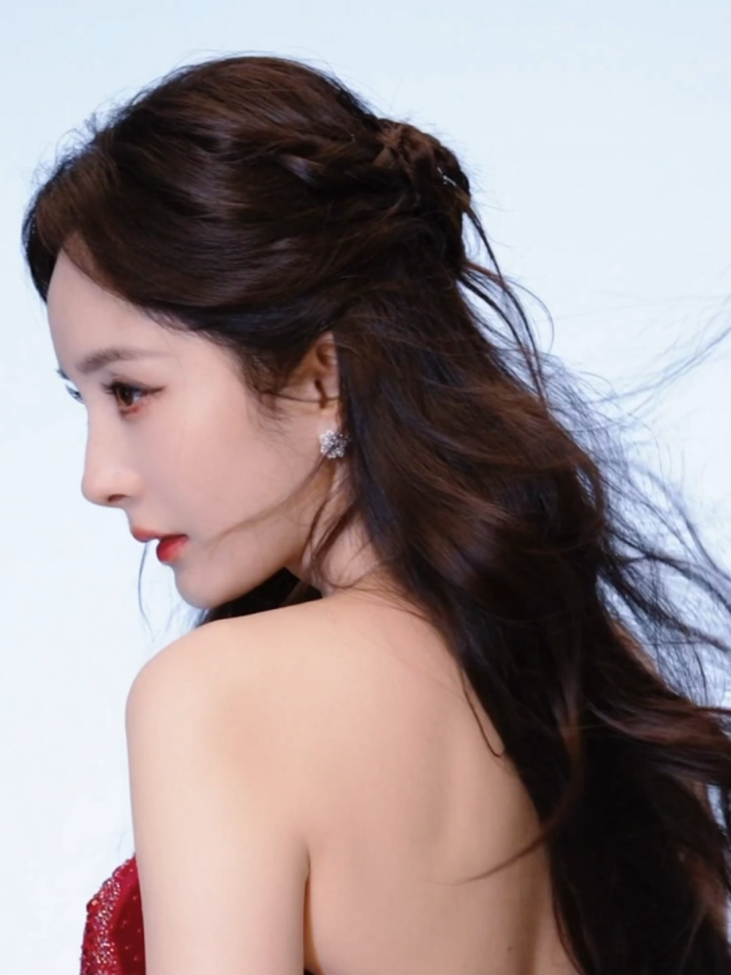 女王幂[抓狂][抓狂]杨幂碎钻高定红裙 ​​​