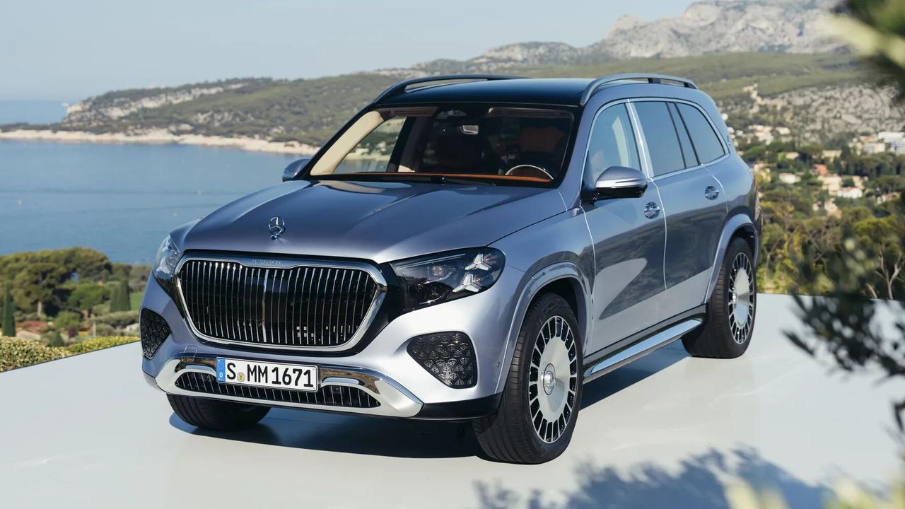 全新的混动 V8 梅赛德斯-迈巴赫 GLS梅赛德斯-迈巴赫 GLS 680，奔驰
