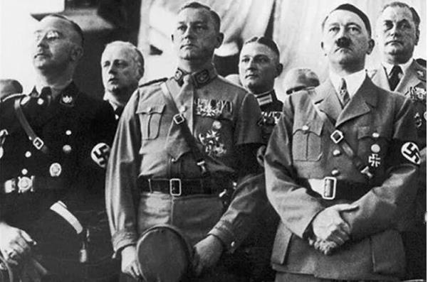 乌克兰新纳粹分子如何在西方的谎言下包装成为“虚假”的英雄
   1945年，"第