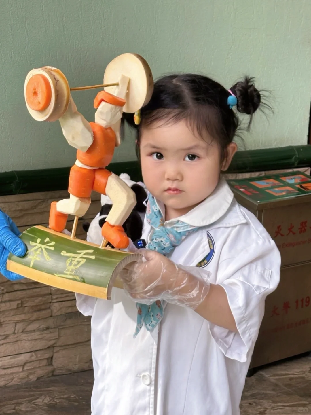 要碎了，我刚做完的，叔叔要拿去喂熊猫了☹️