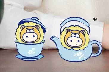 我们ho的狮子头套凶凶的 脸蛋子萌萌的 搞这种反差和他老爸一模一样。 