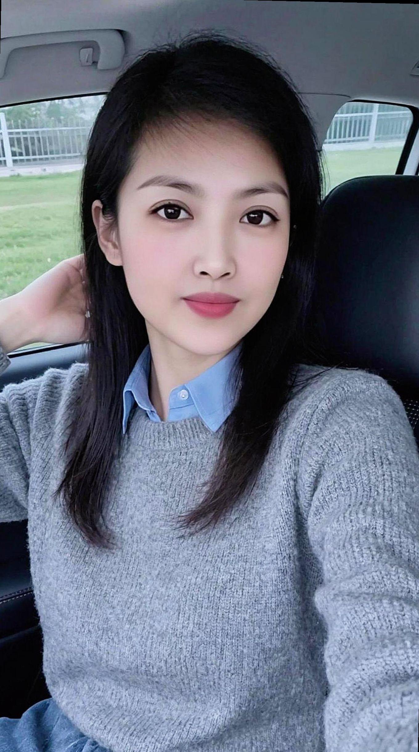 车内拍摄 穿搭我的照片颜值AI车内自拍风